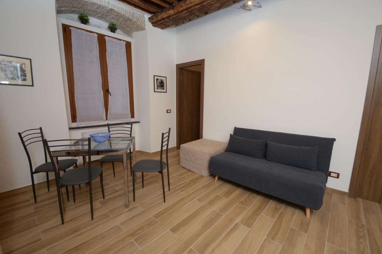 Vico Durazzo Apartment เจนัว ภายนอก รูปภาพ